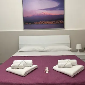 apartments-for-rent-catania.sicilyhotelsitaly.net/