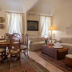 https://real-teatro-apartment.sicilyhotelsitaly.net